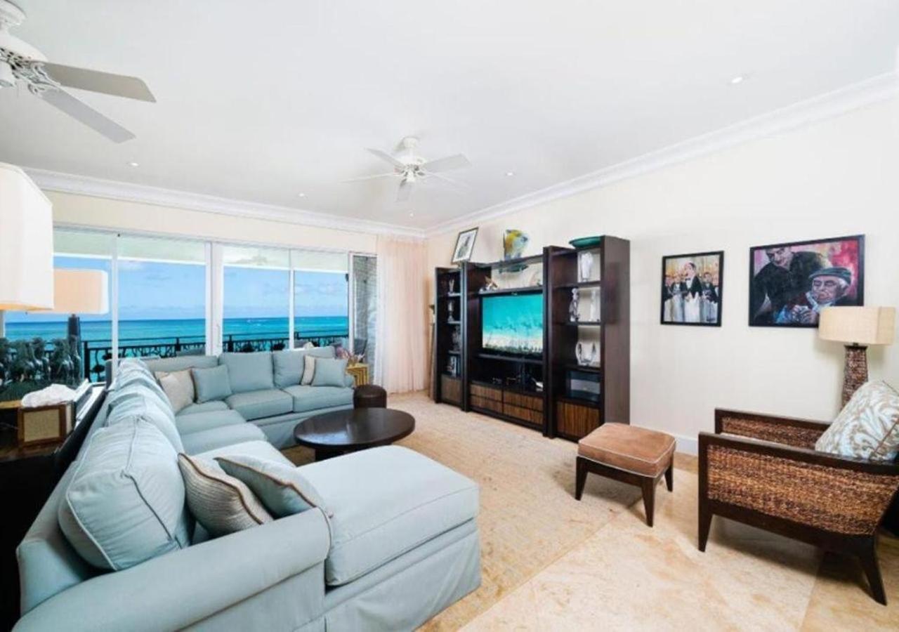 The Regent Grand Hotell Grace Bay Eksteriør bilde